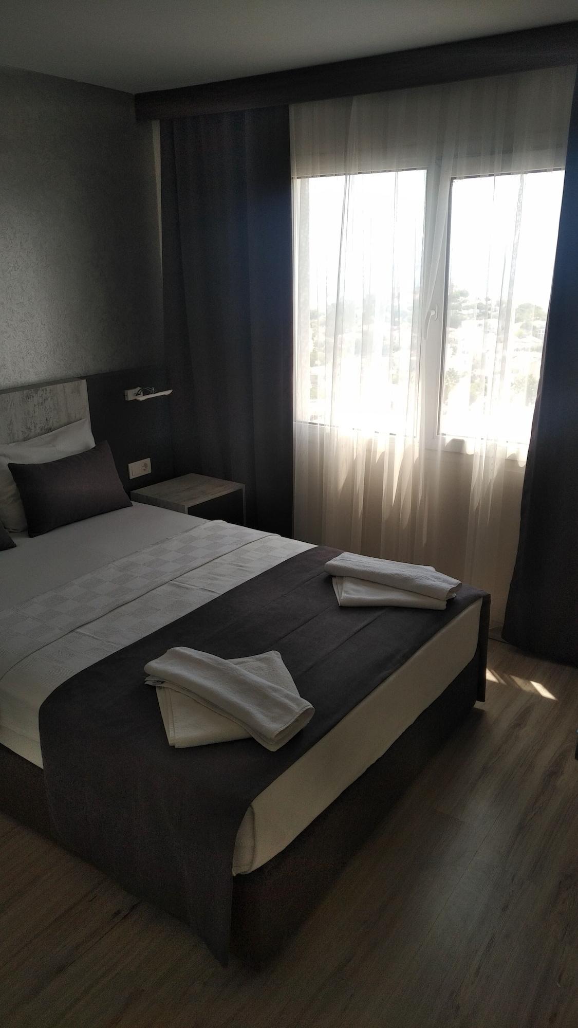 Otel Barış