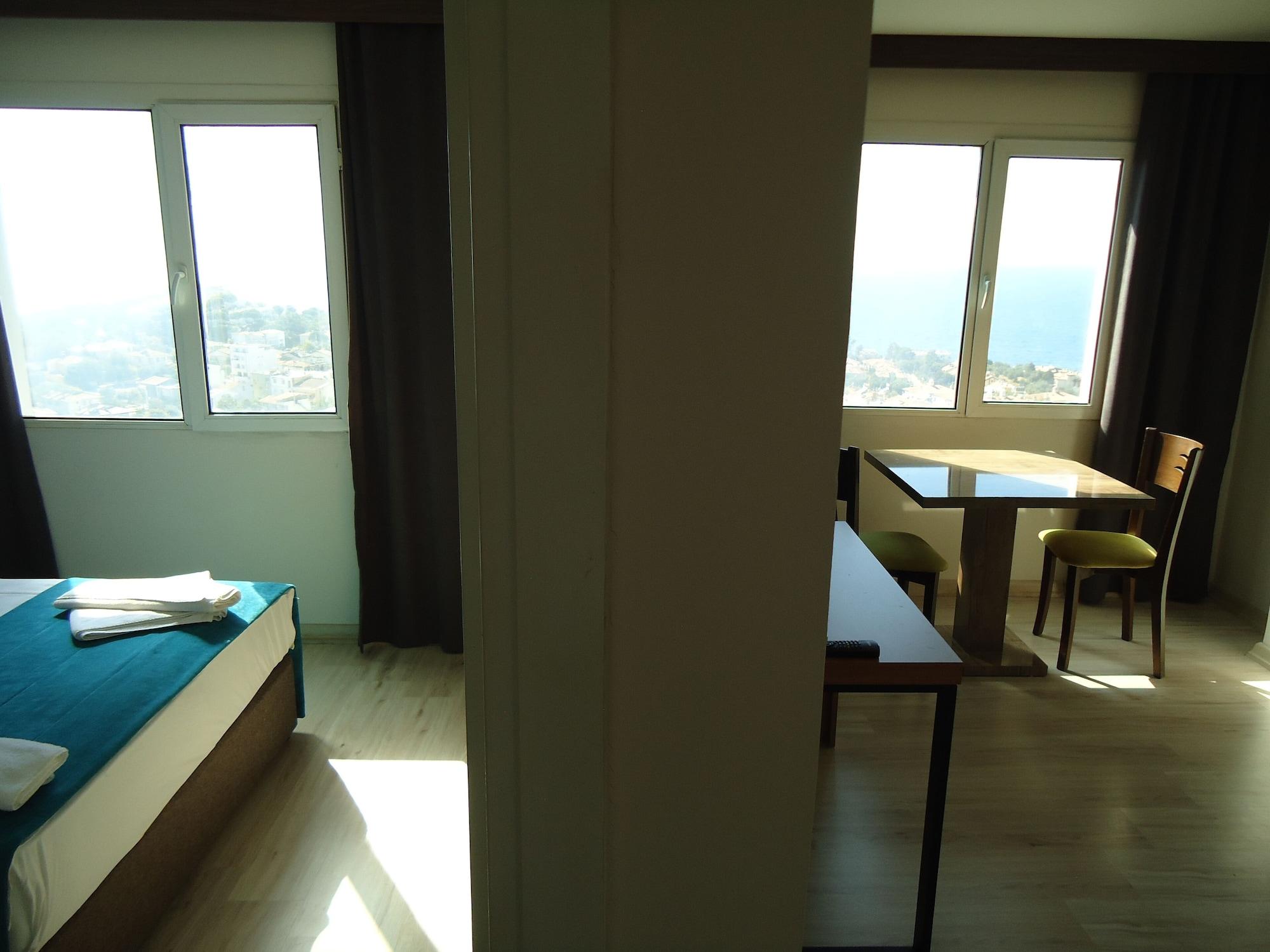 Otel Barış Kuşadası