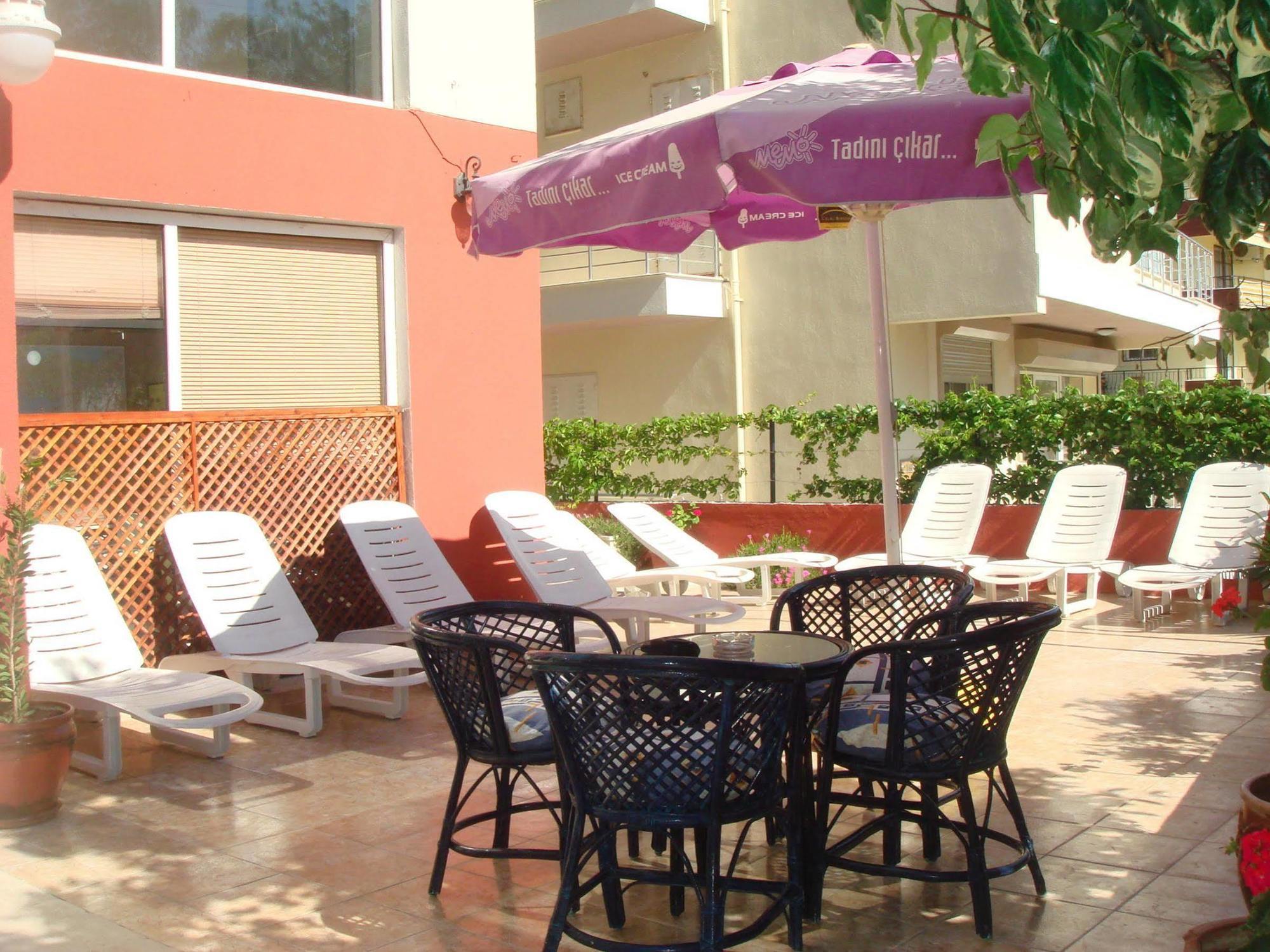 Barış Otel
